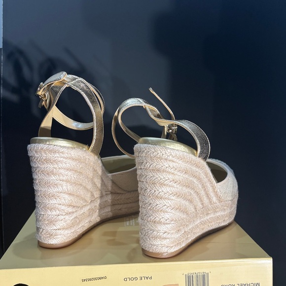 Michael Kors Larissa Wedge Espadrille Met Canvas Embroidered Pale Gold Sz 6 - Picture 3 of 7